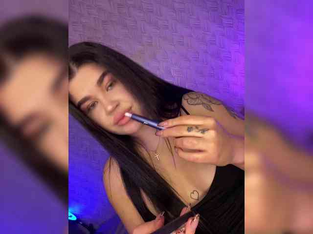 suchka-black- webcam