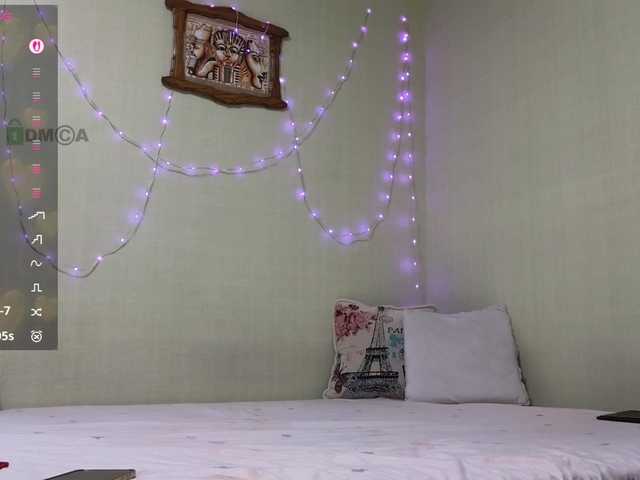 Accedi alla chat con il nickname MaryWoooW MaryWoooW