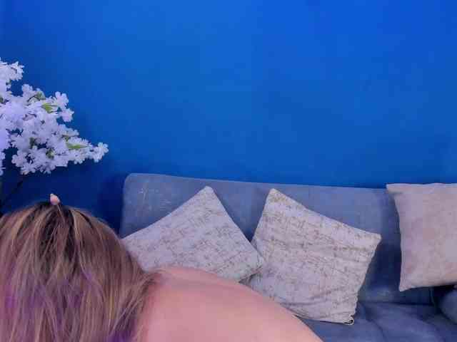 BellaMarieX webcam