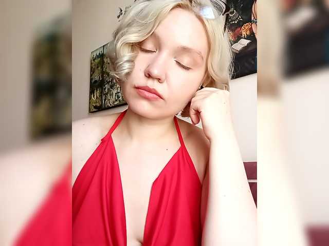 LadyAnny webcam