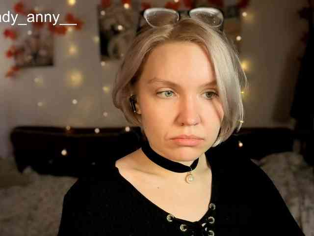 LadyAnny webcam