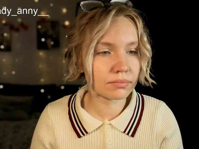 LadyAnny webcam