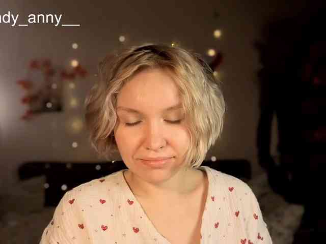 LadyAnny webcam