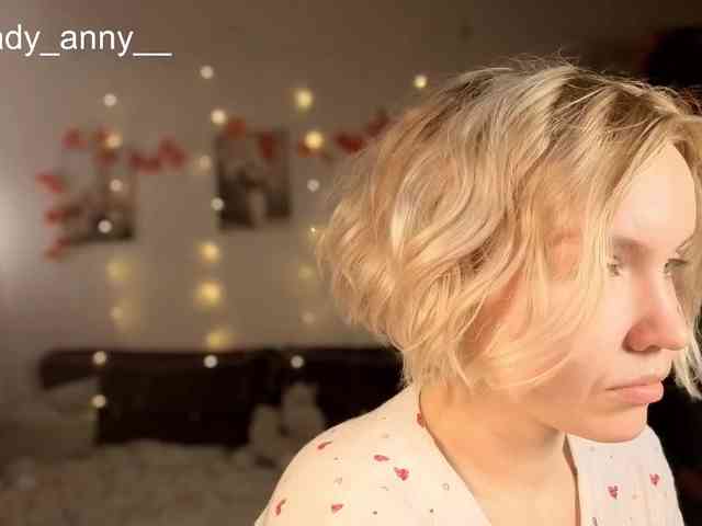 LadyAnny webcam