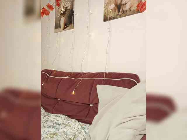 LadyAnny webcam