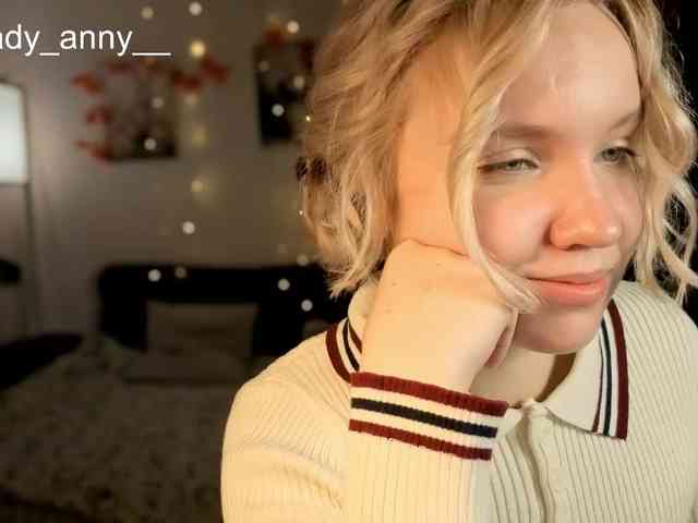 LadyAnny webcam