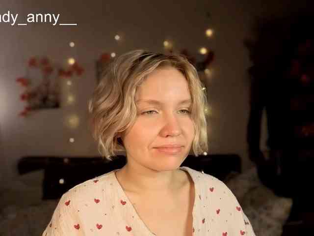 LadyAnny webcam