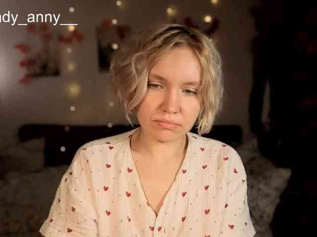 LadyAnny webcam