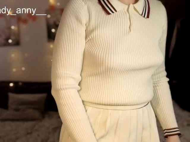 LadyAnny webcam