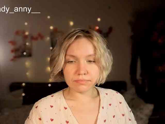 LadyAnny webcam
