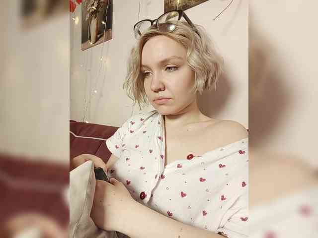 LadyAnny webcam