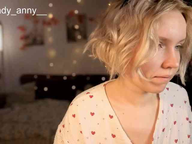 LadyAnny webcam