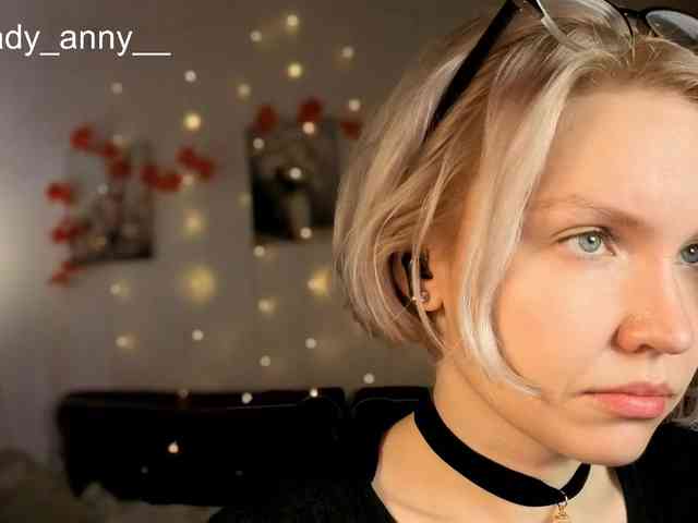 LadyAnny webcam