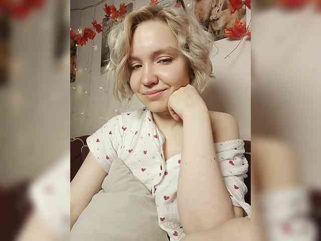 LadyAnny webcam