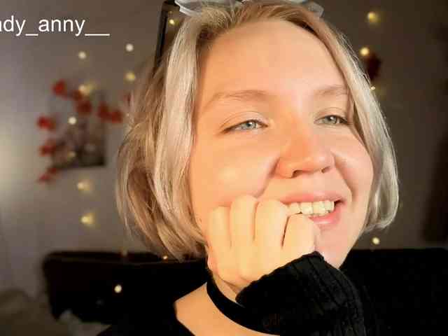 LadyAnny webcam