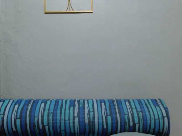Scarletteb webcam