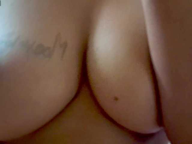 Nidhilove webcam