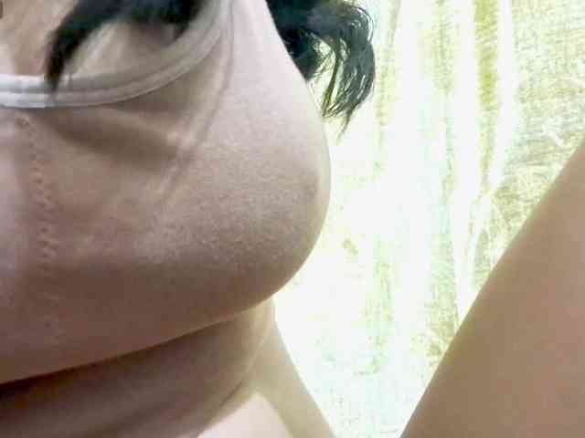 Nidhilove webcam