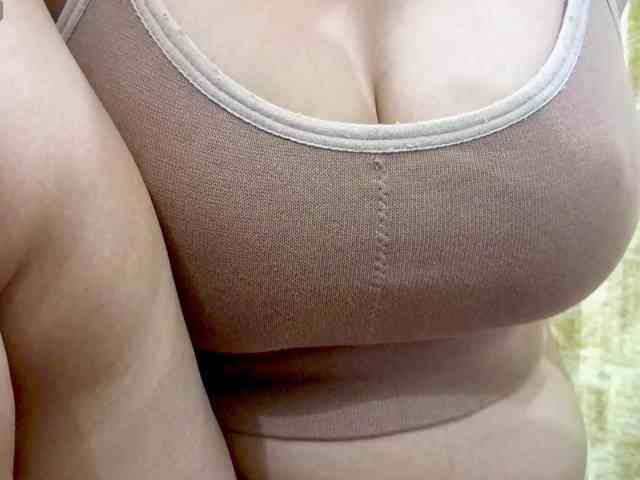Nidhilove webcam