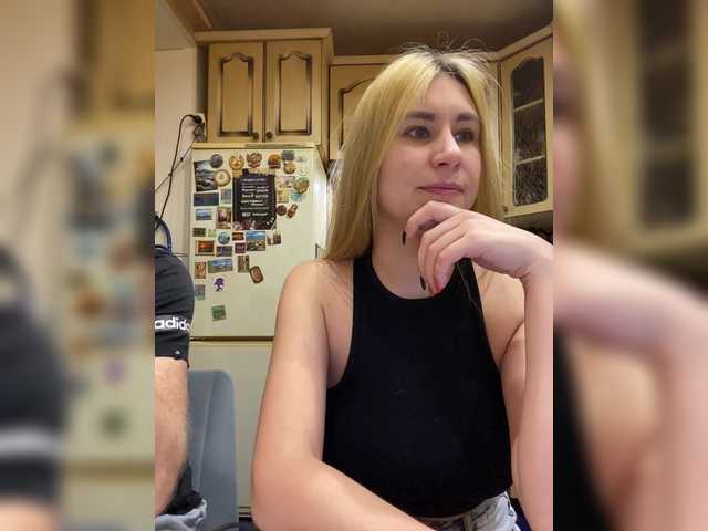 Entrez le videochat erotique avec le
modèle _Magic_ _Magic_