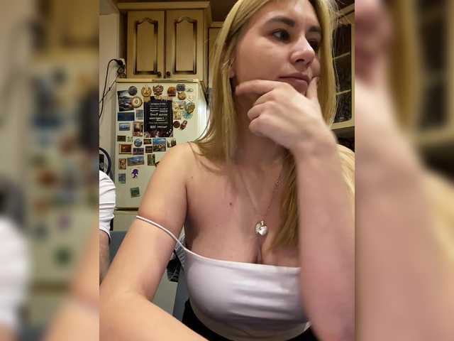 Vai a chattare su _Magic_ _Magic_