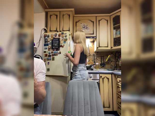 Vai a chattare su _Magic_ _Magic_