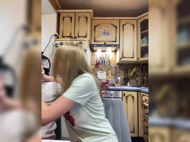 Accedi alla chat con il nickname _Magic_ _Magic_