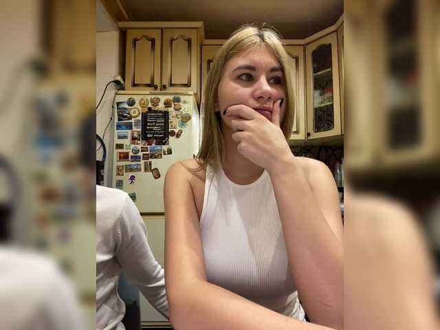 Entrez le videochat erotique avec le
modèle _Magic_ _Magic_