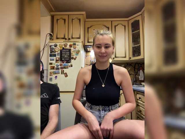 Vai a chattare su _Magic_ _Magic_