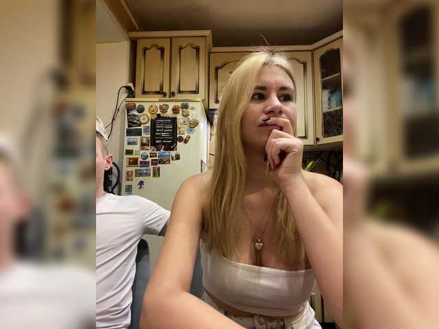 Entra en el chat con el modelo _Magic_ _Magic_