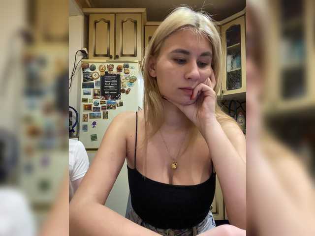 Entra en el chat con el modelo _Magic_ _Magic_