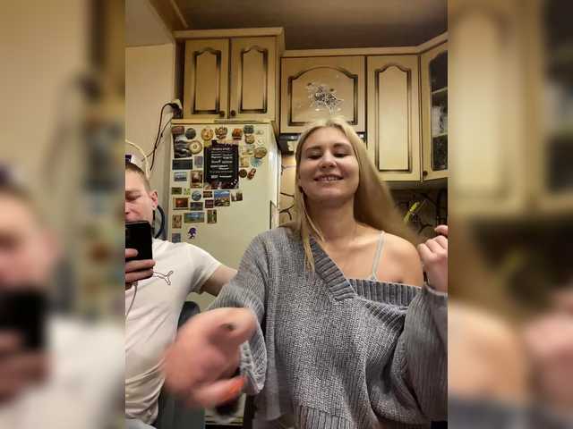 Entra en el chat con el modelo _Magic_ _Magic_