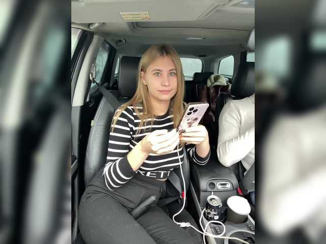 Entrez le videochat erotique avec le
modèle _Magic_ _Magic_