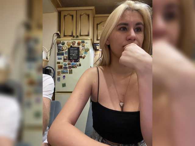 Entra en el chat con el modelo _Magic_ _Magic_