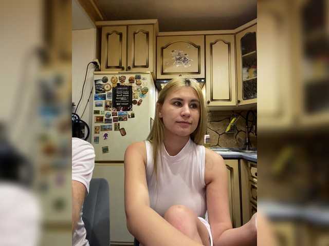 Entra en el chat con el modelo _Magic_ _Magic_