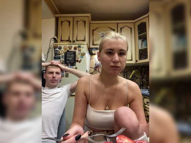 Entrez le videochat erotique avec le
modèle _Magic_ _Magic_