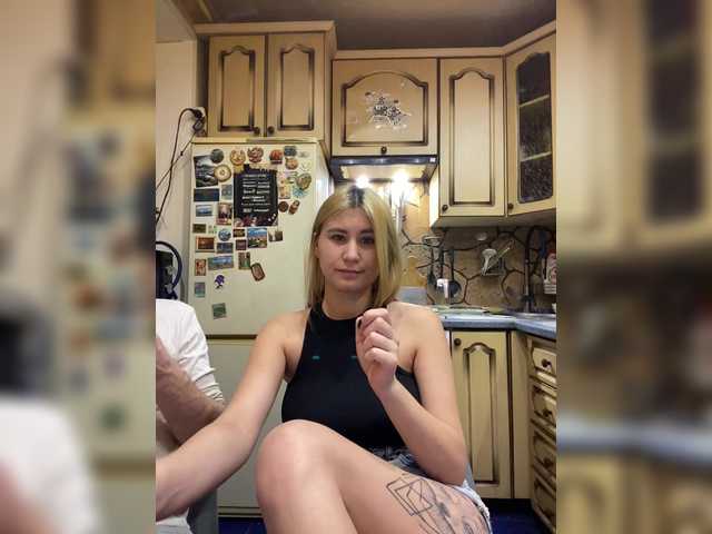 Vai a chattare su _Magic_ _Magic_