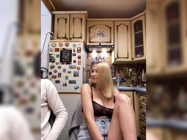 Vai a chattare su _Magic_ _Magic_