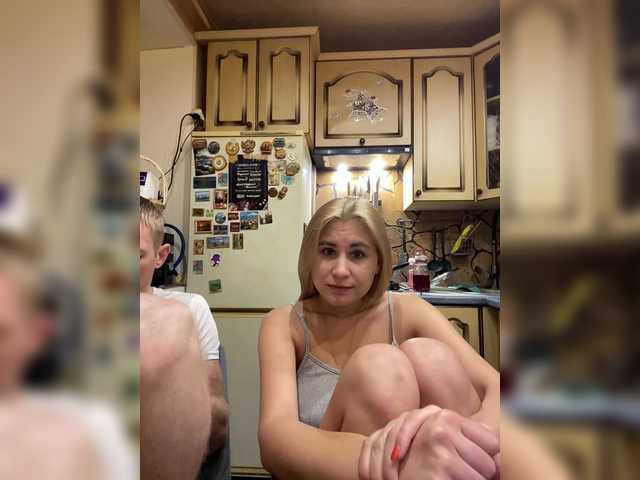 Accedi alla chat con il nickname _Magic_ _Magic_