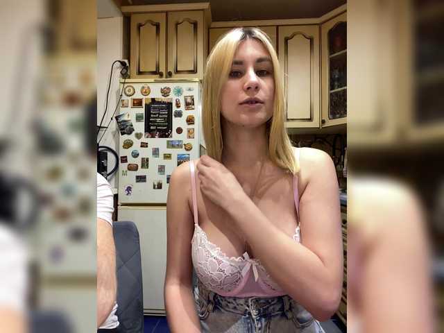 Entra en el chat con el modelo _Magic_ _Magic_