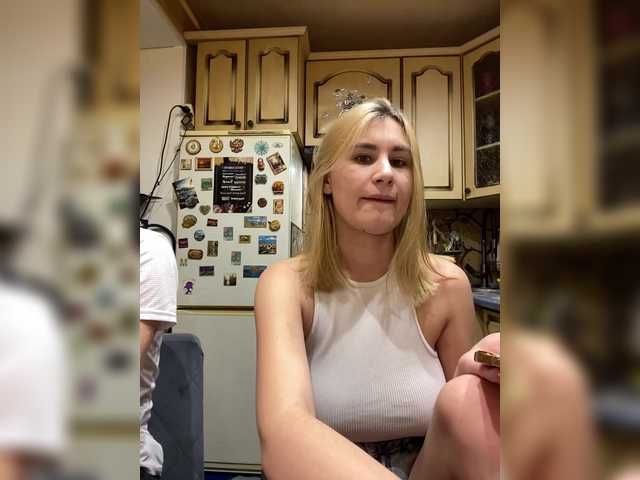 Vai a chattare su _Magic_ _Magic_