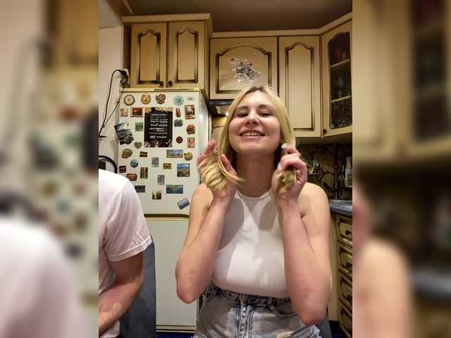 Vai a chattare su _Magic_ _Magic_