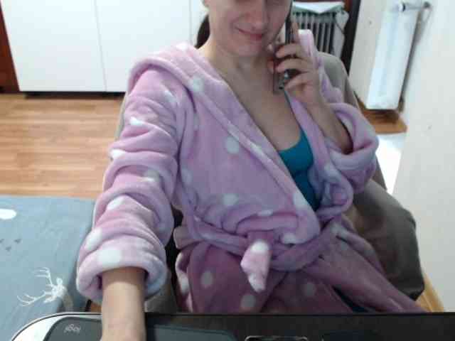 kristineexxx webcam