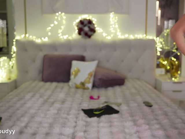 Gratis Live Sexcam mit Nadin_star Nadin_star