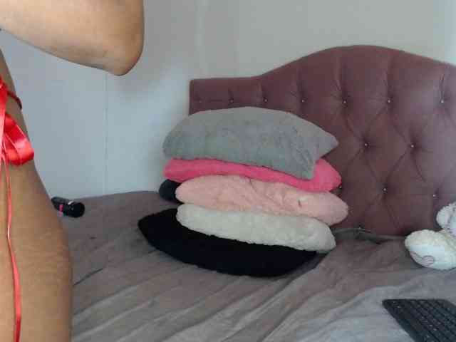 LINDA599 webcam