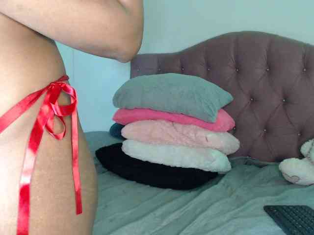 LINDA599 webcam