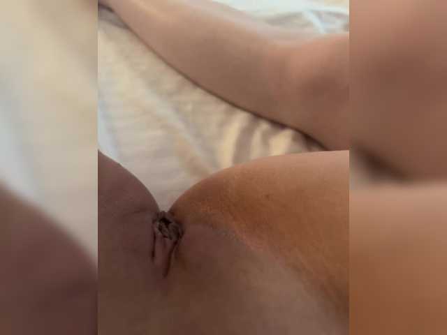 Vai a chattare su pipi1skaaa pipi1skaaa