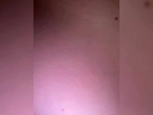 Entra en el chat con el modelo sasiskaaa sasiskaaa