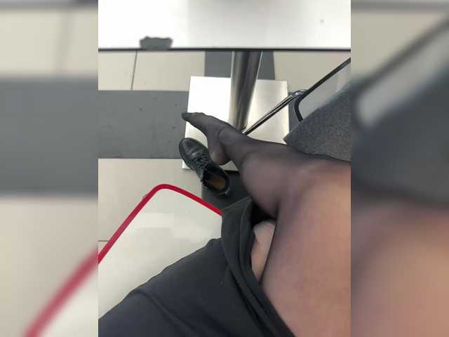 Vai a chattare su _SweetLady_ _SweetLady_