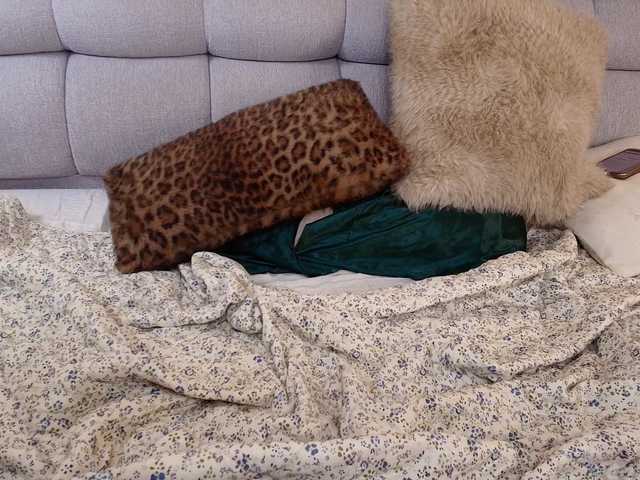 go to chat with Pinkie-Pie